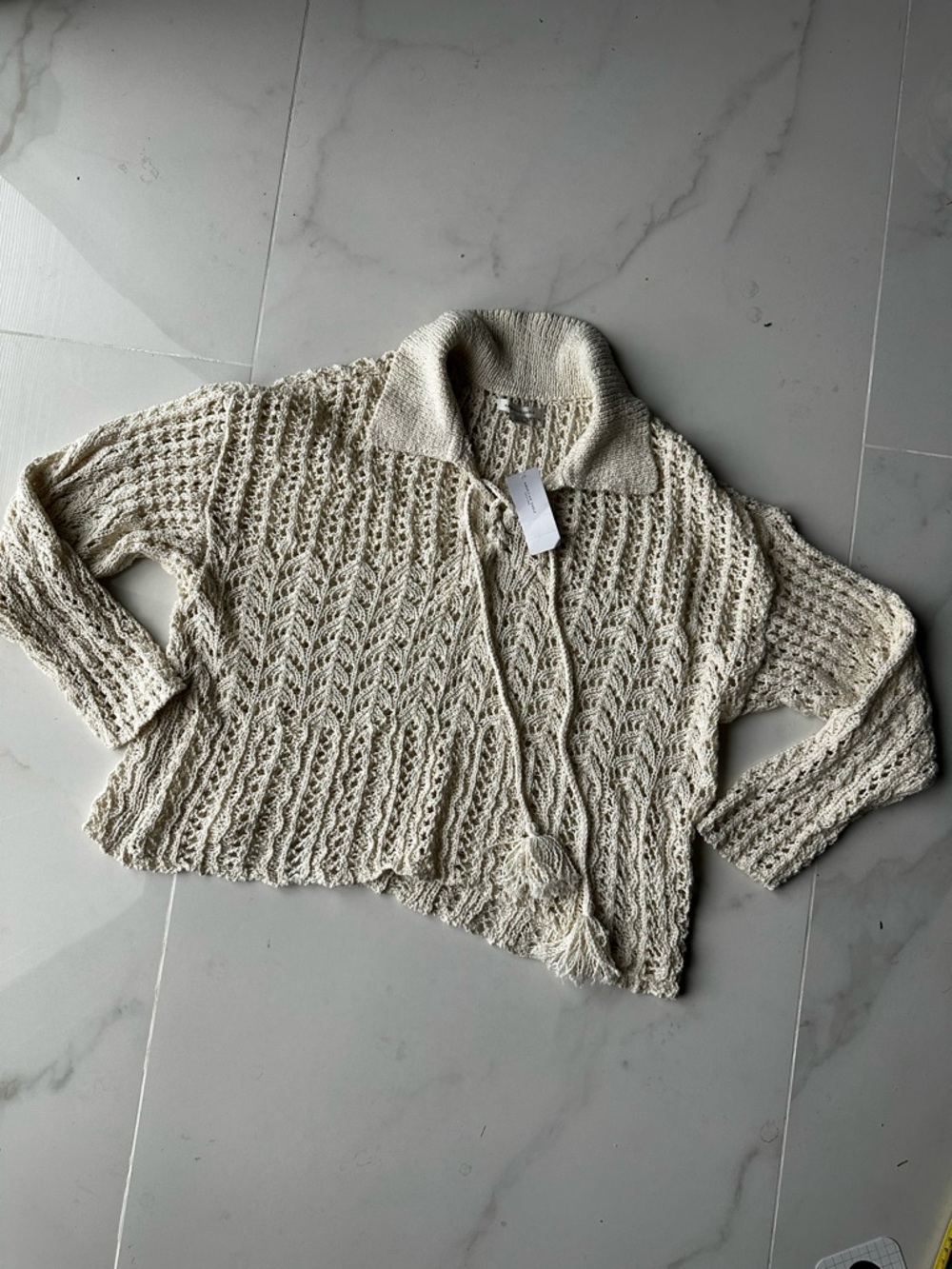 American Eagle White Cream Crochet Top Tassel Tie Boho Knit Medium Top Cover Up